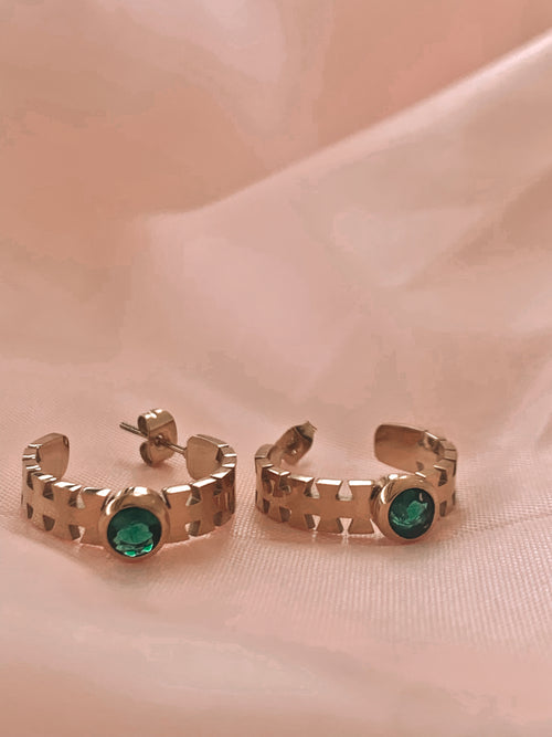 Earrings with green stone